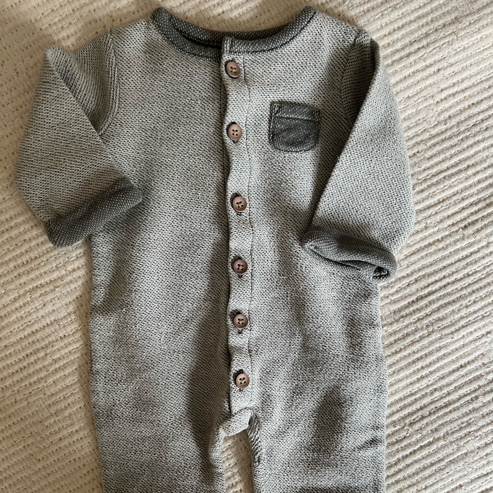 Carter’s romper